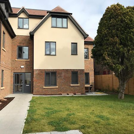 2 Bedroom 2 Bathroom Apartment 8 Including Free Parking Bromley Exterior foto